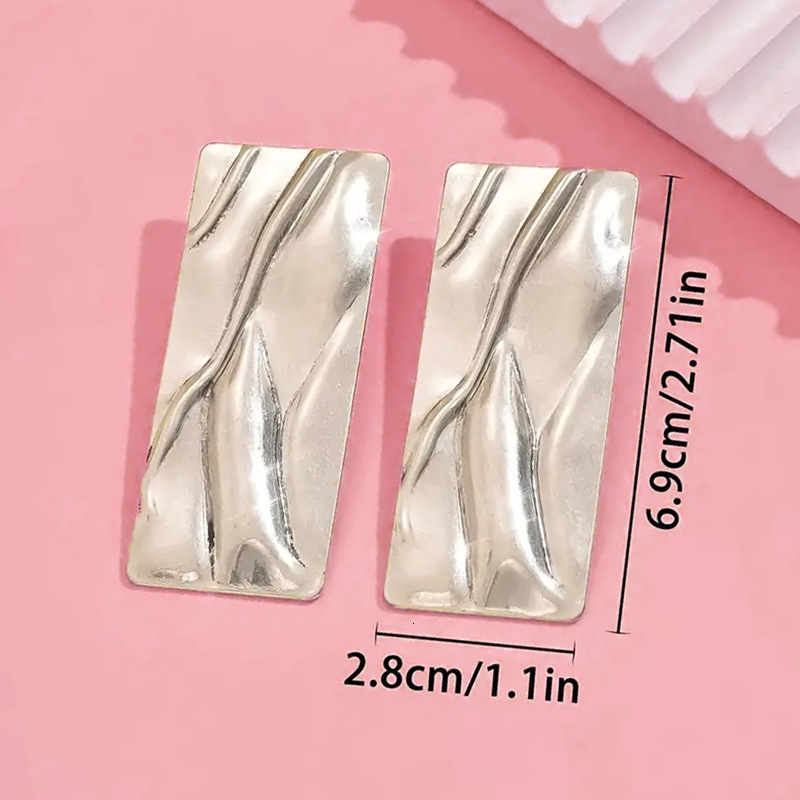 Steel Needle Pleated Rectangular Earrings Exaggerated Personality Fashion Studs Niche Design Sense Temperament Ear Jewelry