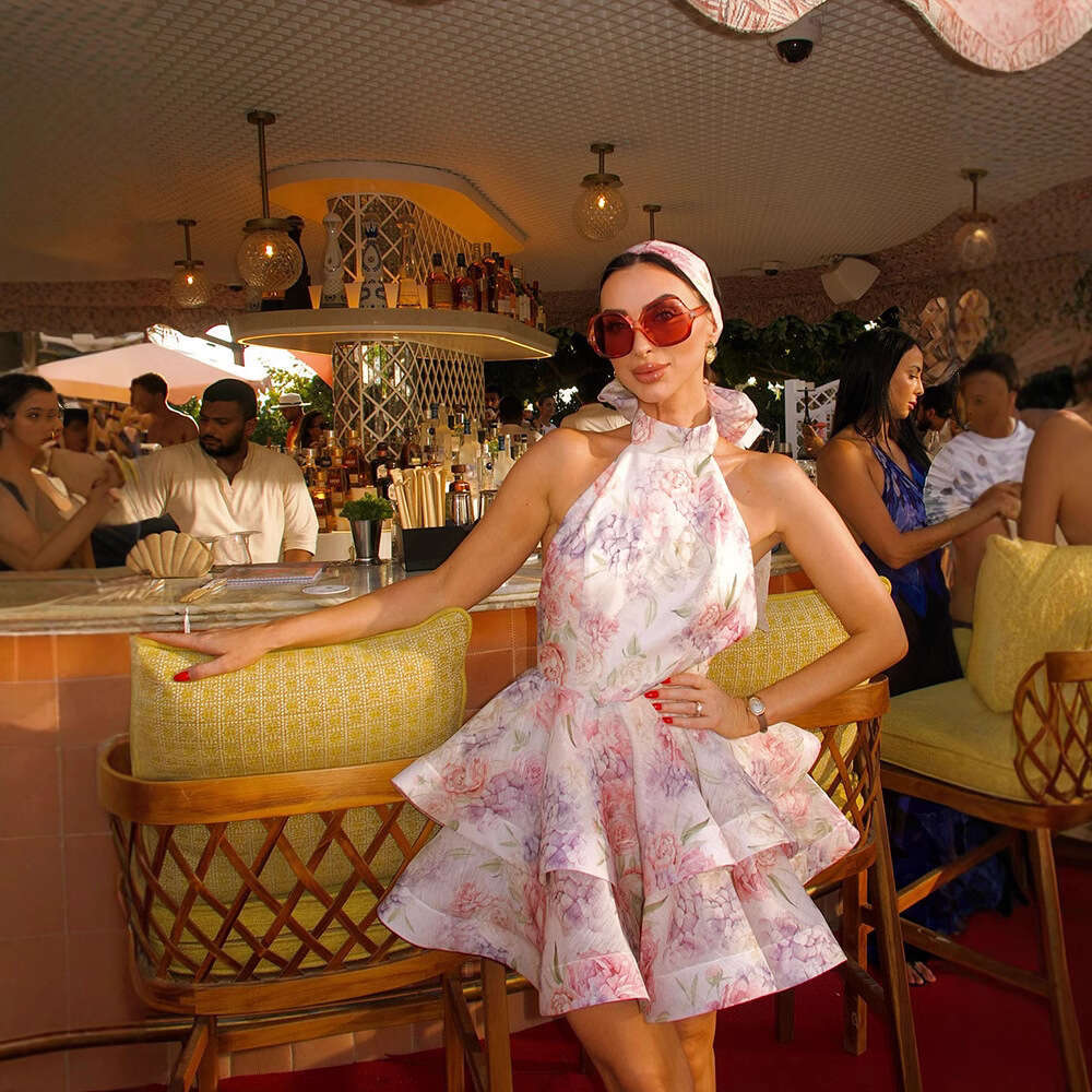 2025 New French Style Fresh Sweet Design Summer Women's Halter Backless Printed Cake Dress Elegant Versatile Trendy Ins Fashion
