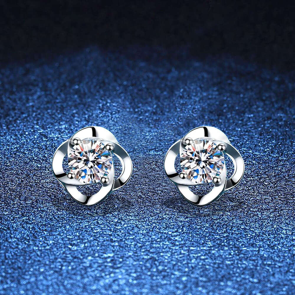 S925 Pure S925ier Four-Leaf Clover S925ame S925tyle EarringS925 50 PointS925 MoiS925S925anite S925tudS925 Women c1f