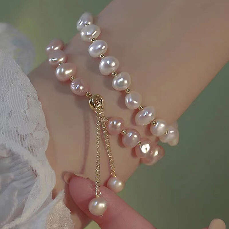 DHCollections Natural Freshwater Jade for Women Fashion Simple Elegant Pull-String Pink Pearl Bracelet Jewelry