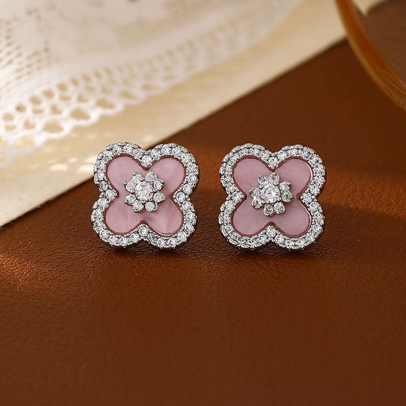 designer clover earring Sier Needle Four-Leaf Clover Daily Versatile Flower Women's Elegant High-End Ancient Style Zircon Pink Earrings
