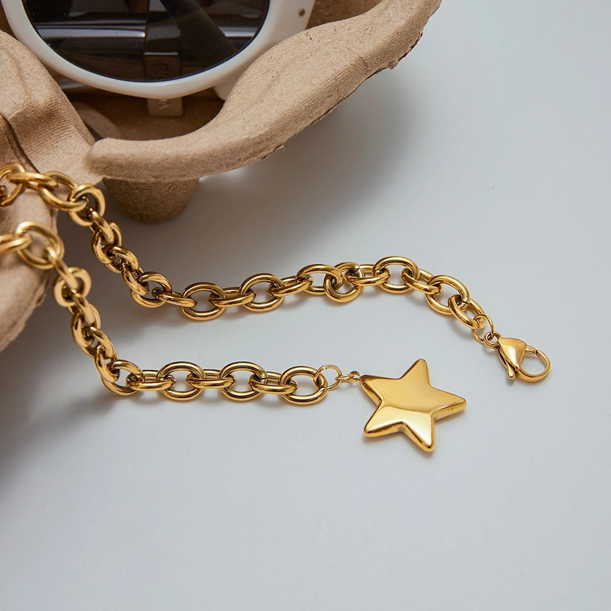 Youthway Minimalist Versatile 18K Gold Plated Stainless Steel Geometric Star Pendant Necklace Waterproof Women Jewelry Daily 250701