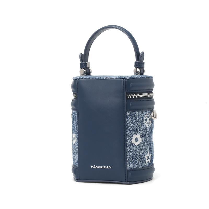 Retro Denim Women's Bucket Bag 2025 Designer Niche Design Handheld Cylindrical Bag Fashionable Texture Single Shoulder Crossbody Bag Wholesale