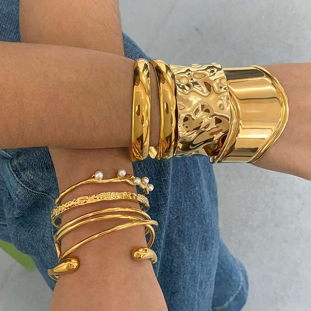 Luxury Jewelry Designer Bracelet Titanium Steel Plated 18 Gold Pearl Bracelet High End Sensation Open Titanium Steel no Fade Exquisite Versatile Daily