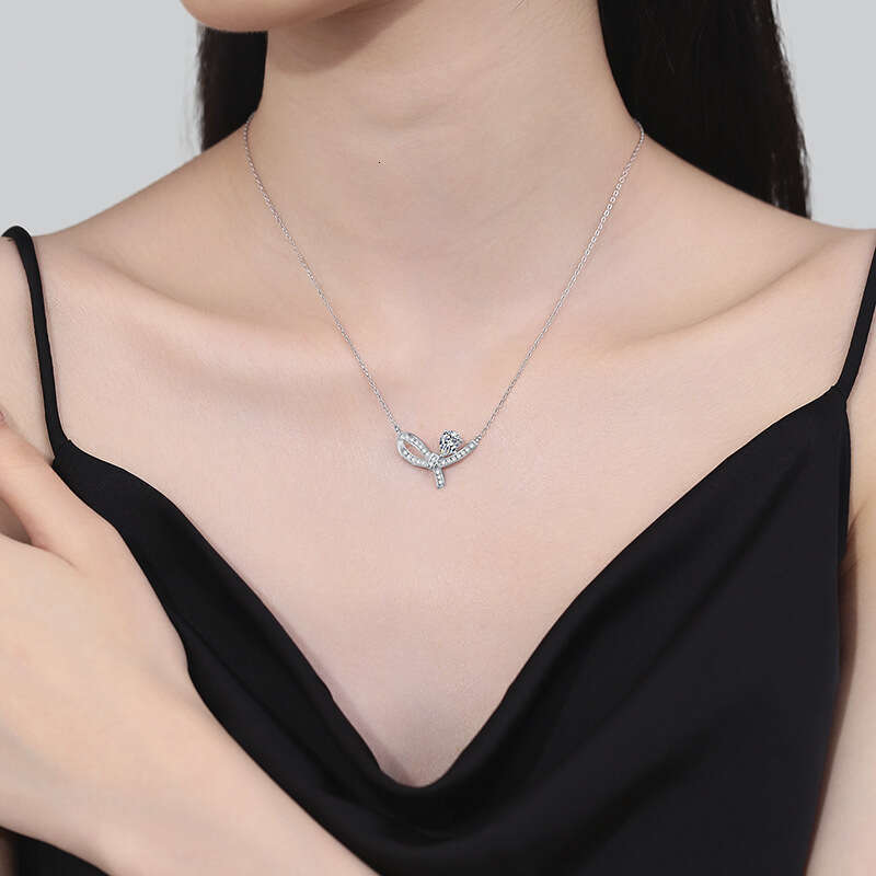 S925 Pure S925ier Pendant Women'S925 Necklace Light FaS925hion Bowknot MoiS925S925anite 1 caratS925 Clavicle Chain 669