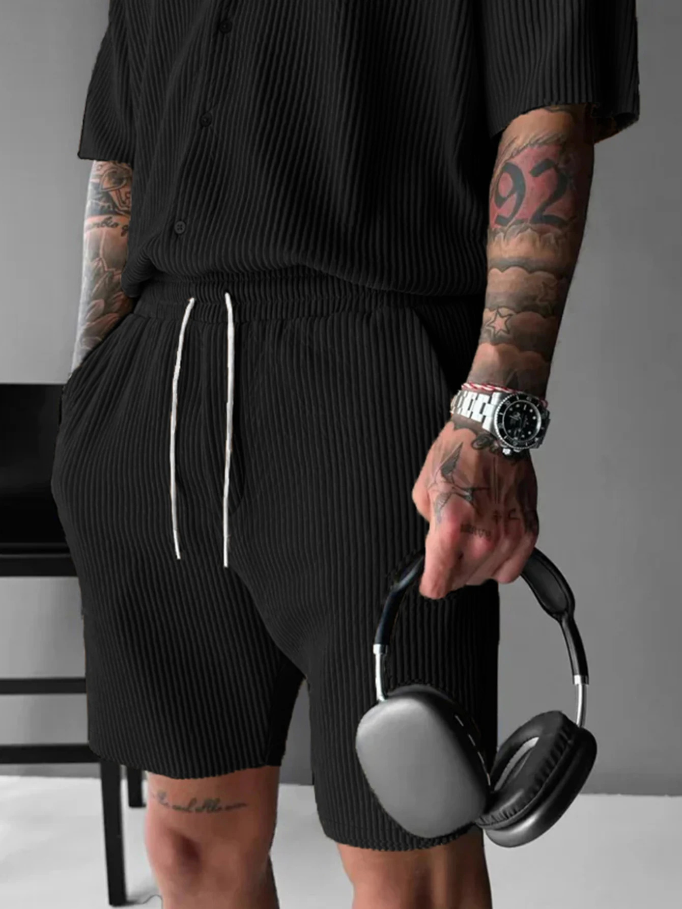 Mens shorts fitness breathable summer solid color casual street beach corduroy drawstring fashion loose fitness sports pants 250704