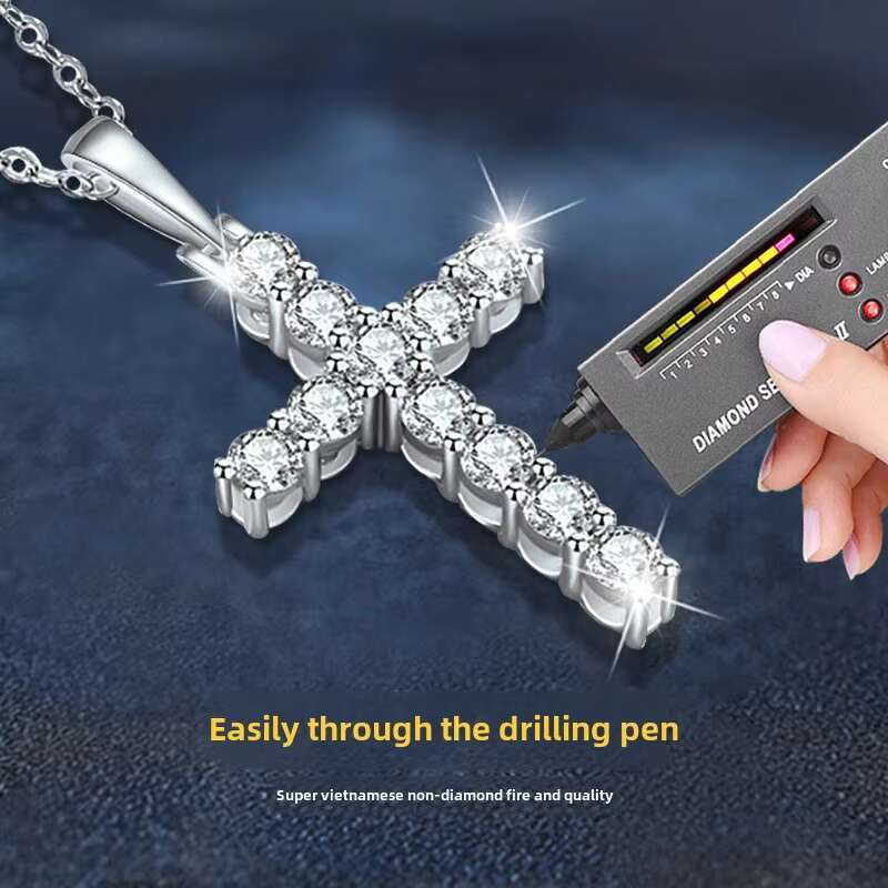 Hot Sale Women S925 Sterling Silver Moissanite Cross Pendant Necklace for Lady