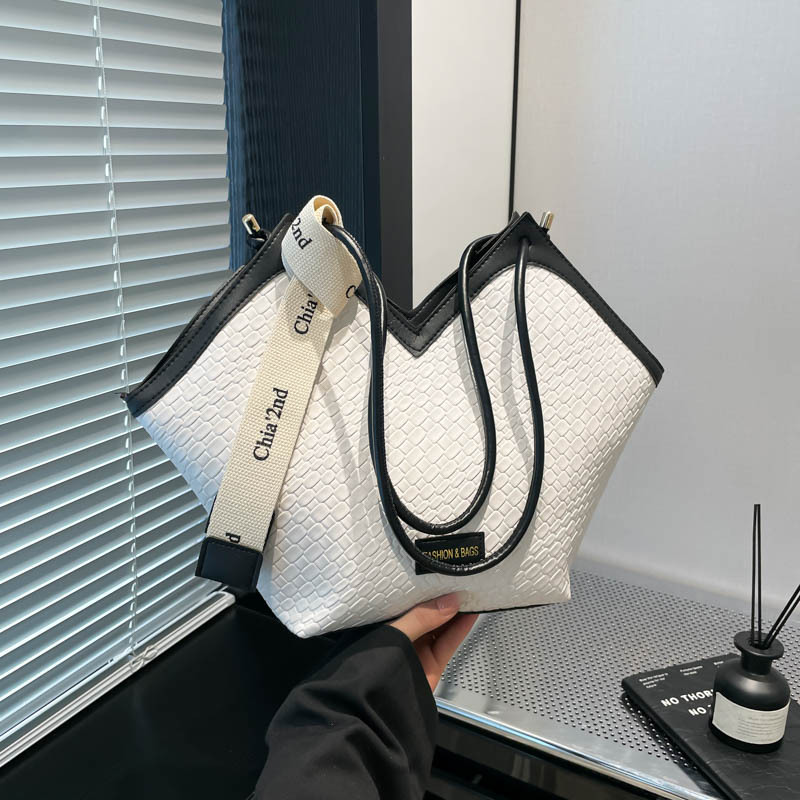 Best Selling Premium Elegant Women's Bags 2025 New Trendy Ribbon tote bag Fashion Versatile Large capacity Shoulder Bag