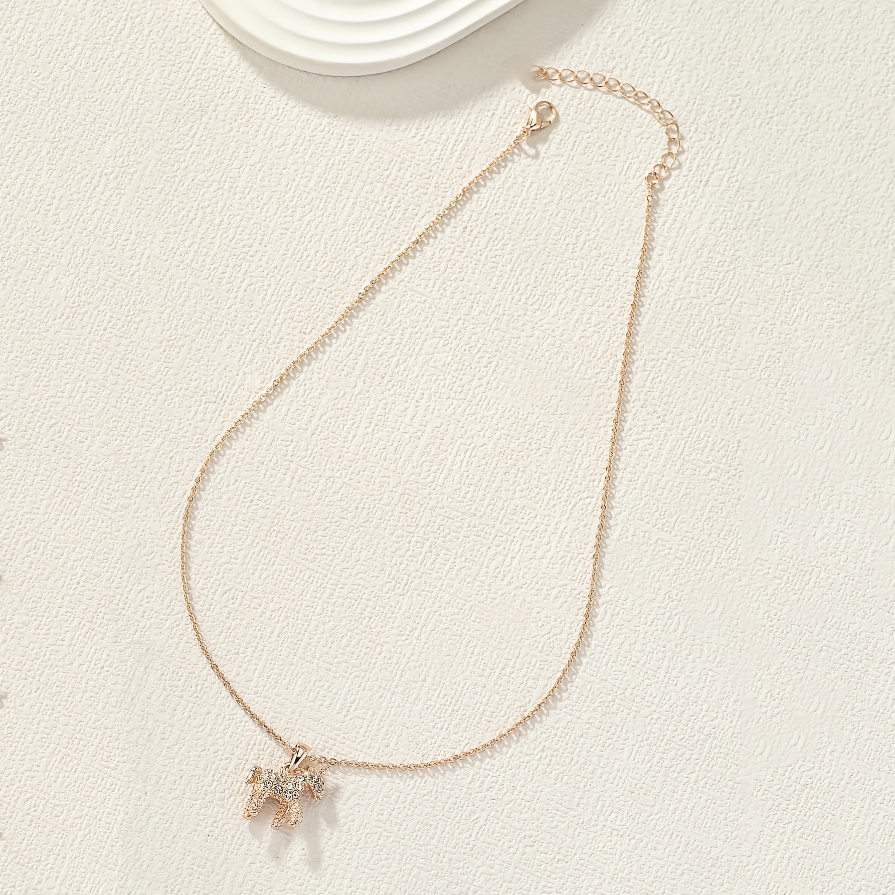 A Metal Rose Gold Rhinestone Unicorn Pendant Necklace Elegant Inlaid Design Light Style