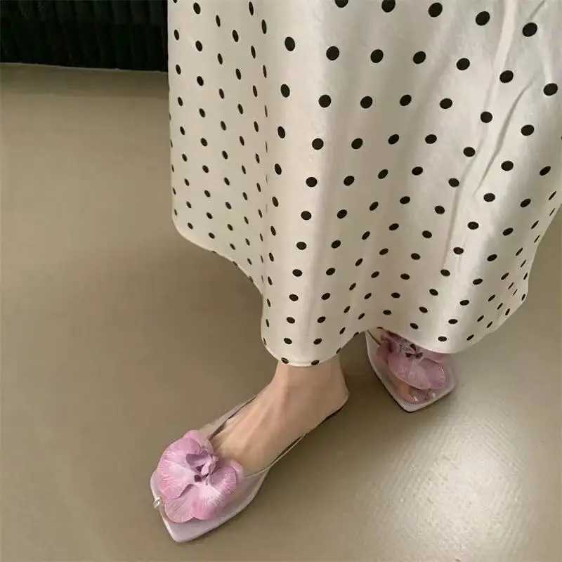 Flowers Women Flat Shoes Clip Toes Casual Stylish Comfortable Womens Sandals Summer 2025 Beach Slippers Outdoor Walking Slipper W250704