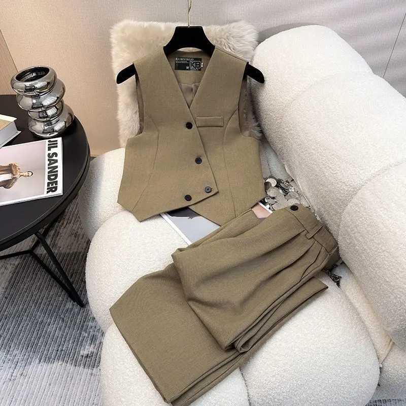 New High End Womens Suit Two Piece Sets Fashion V-neck Slveless Slim Vest Top + High Waist Wide Leg Pants Elegant Outfits X250704