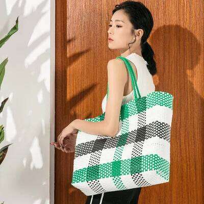 famous Weave Basket Handmade Beach bag Summer Rattan Handbags Women Fashion big Messenger Bag Kintted Causal Shoulder