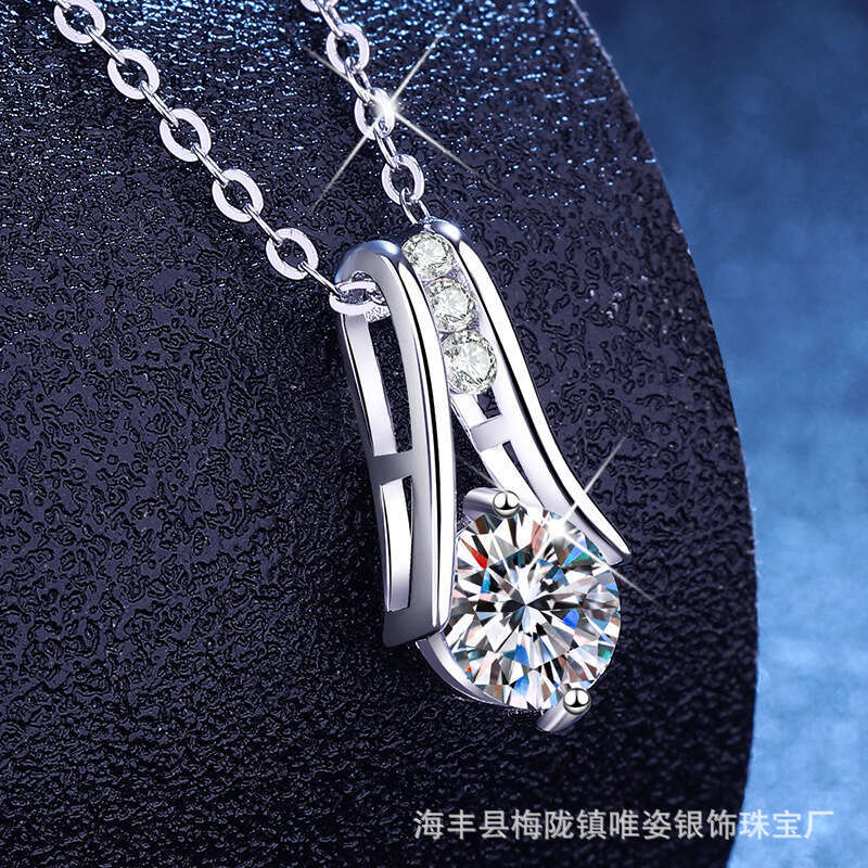 Hot S925ale S925 S925terling S925ier Pendant S925imple Light MoiS925S925anite Necklace for Women 996