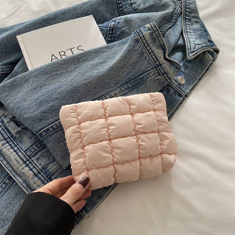 Free Shipping Designer Bag Niche Design Fashion Plaid Small Square Bag For Women 2025 Spring New Versatile Clutch Bag High-end Makeup Bag Women's