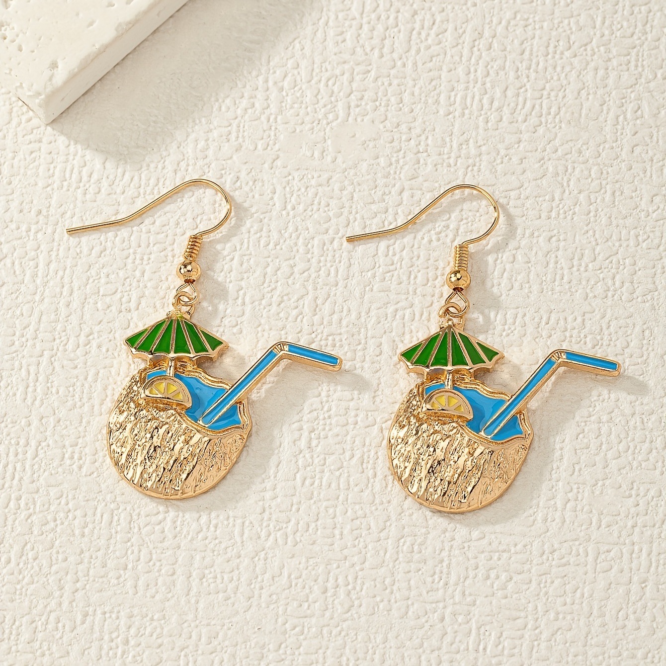 1 Pair Coconut Drink Pendant Fashion Earrings Summer Vacation Beach Alloy Material Celebration Gift For Friends