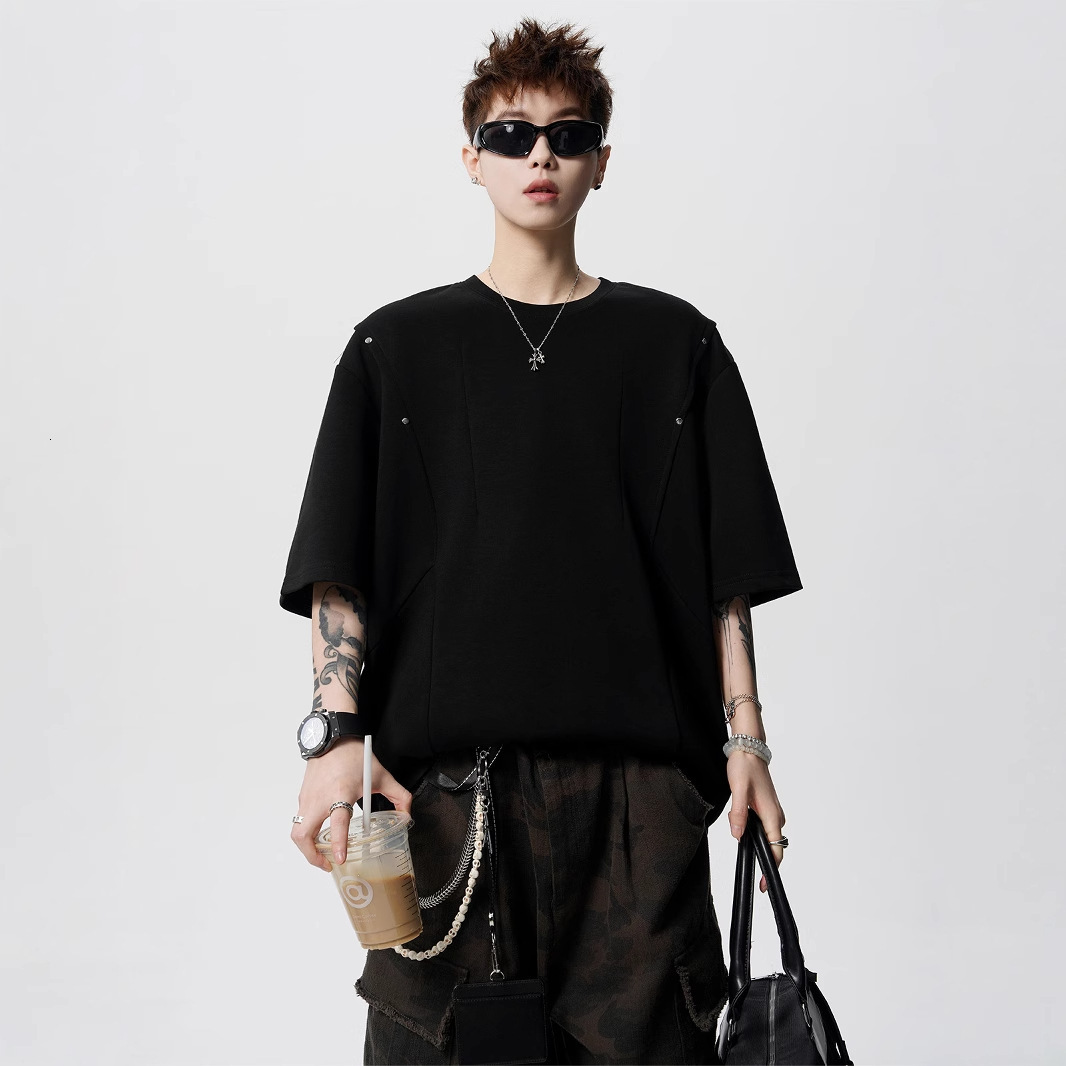 High Street Rivet Design Designer Short Sleeves T-shirt For Men Summer American Retro Deconstructed Short Sleeve Heavyweight Boxy Loose Five-quarter S