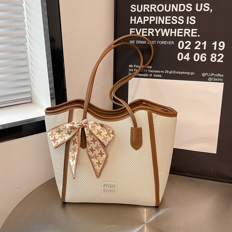 Designer Luxury Bag, Fashionable Multi-functional High-end Retro Commuting Large Capacity Bag, 2025 New Style Women's Bag, Popular Shoulder Bag, 