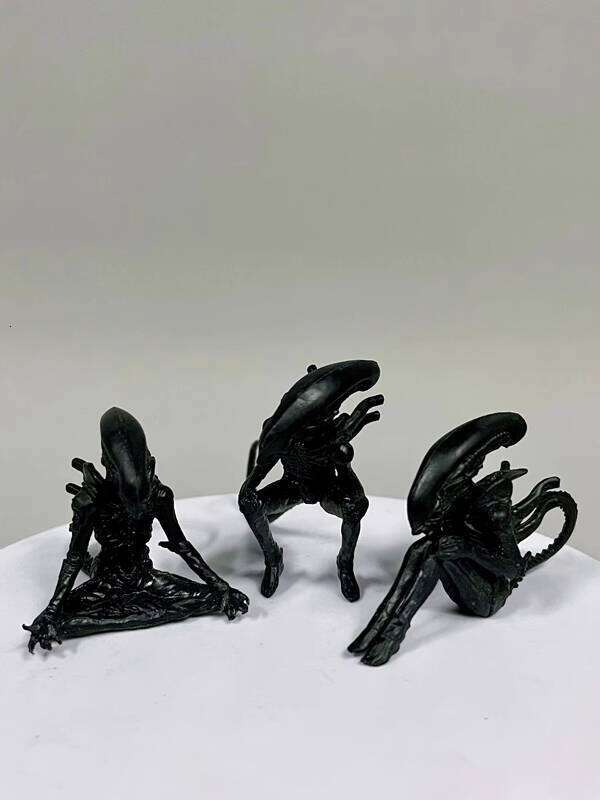Genuine Alien Monster Trendy Toy Figurine Mini Model