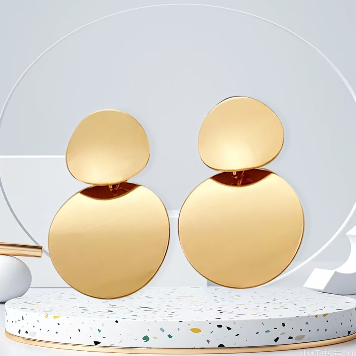 Round Alloy Ins Three-Dimensional Glossy Earrings Fashion Versatile Stylish Ear Studs Jewelry