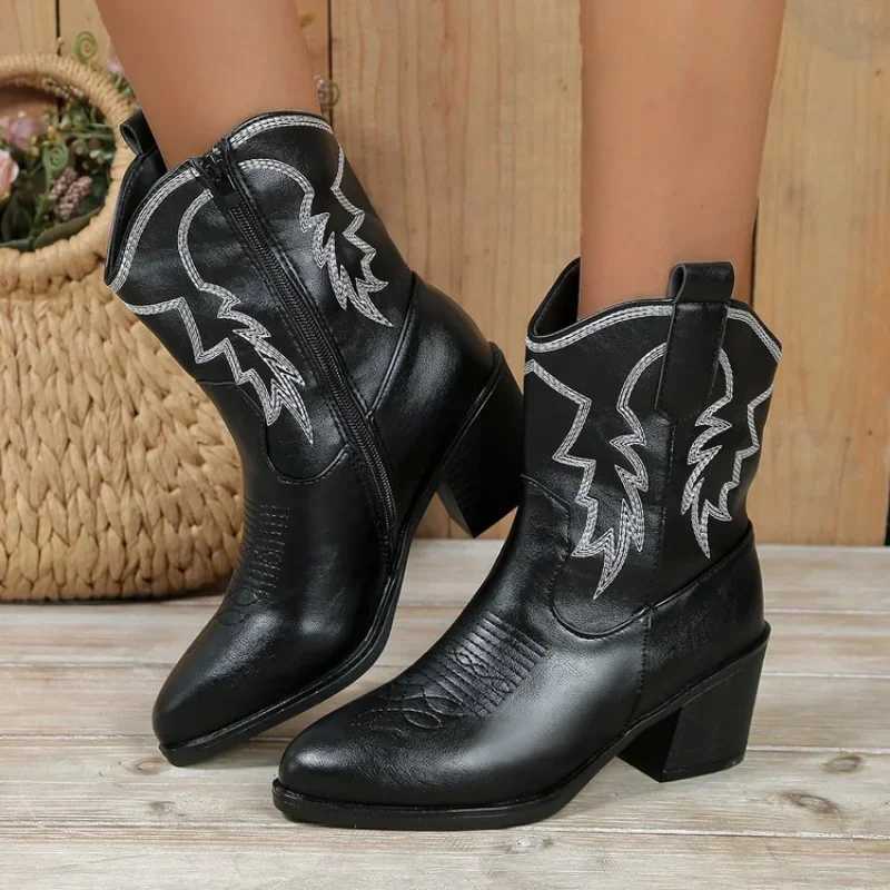 Women Vintage Chunky Heels Western Cowboy Boots Block Heels PU Leather Ankle Booties WomanAutumn Winter Embroidered Knight Boots Z250704