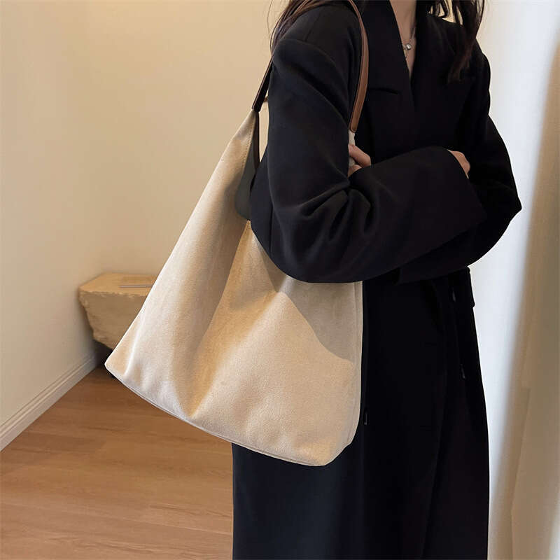 Women's Large Capacity Retro Veet Bucket Trendy Niche Design Tote Bag 2025 New Casual Fashion Trend