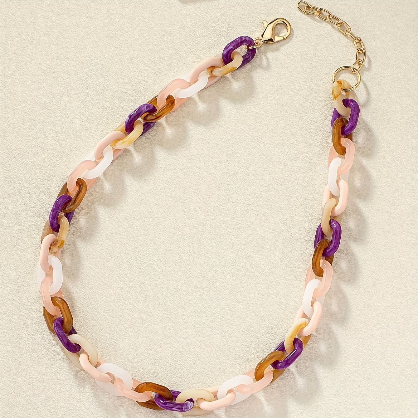 A Fresh Multi-Color Acrylic Chain Necklace With Big Buckle, Exaggerated Style For Young People