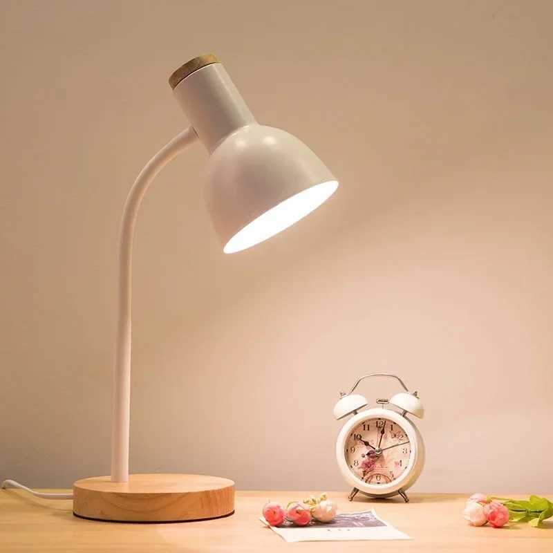 Creative Wooden Art Iron LED Folding Nordic Desk Lamp Eye Protection Reading Table Lamp for Living Room Bedroom Home Decor XJ250703
