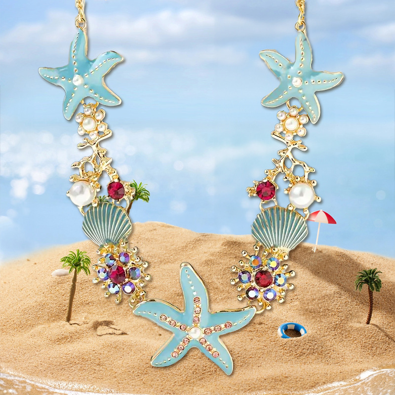 High-End Beach Vacation Style Necklace Light Niche Design Starfish Shell Collarbone Chain Choker for Women