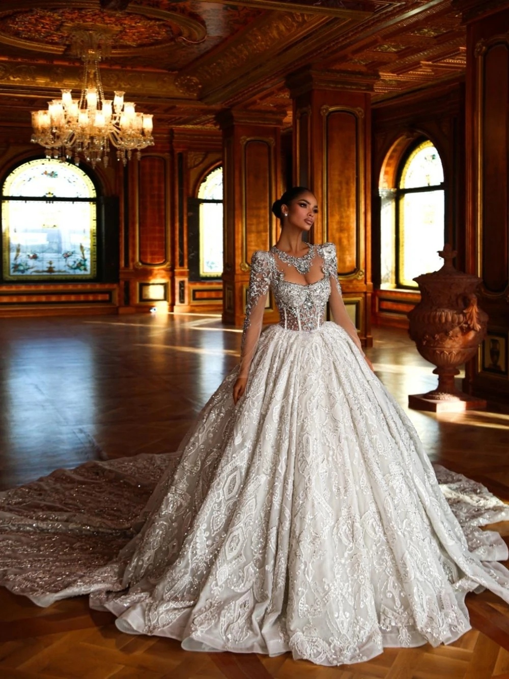 Gorgeous Wedding Dresses Rhinestone Bridal Ball Gowns Crystal Long Sleeves O Neck Princess Sweep Train Customized Bride Vestidos De Novia Plus Size