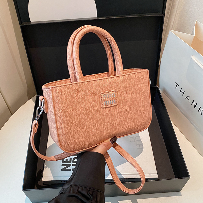 free shipping designer Shoulder Bags Fashion Handheld Small Square Bag for Women 2025 New Style Western Commuter Versatile Crossbody Bag