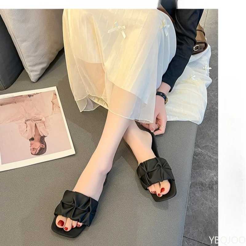 2025 Summer Womens Cool Slippers for Outdoor Wear Versatile Casual Simple Comfortable Pleated Flat Heeled One-Piece Slippers W250704