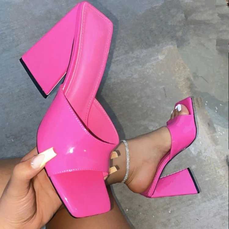 Summer Women Shoes New Square Head Thick High-Heeled Outer Slippers Female High-Heeled Beach Sandals Banquet Ms Slippers W250704