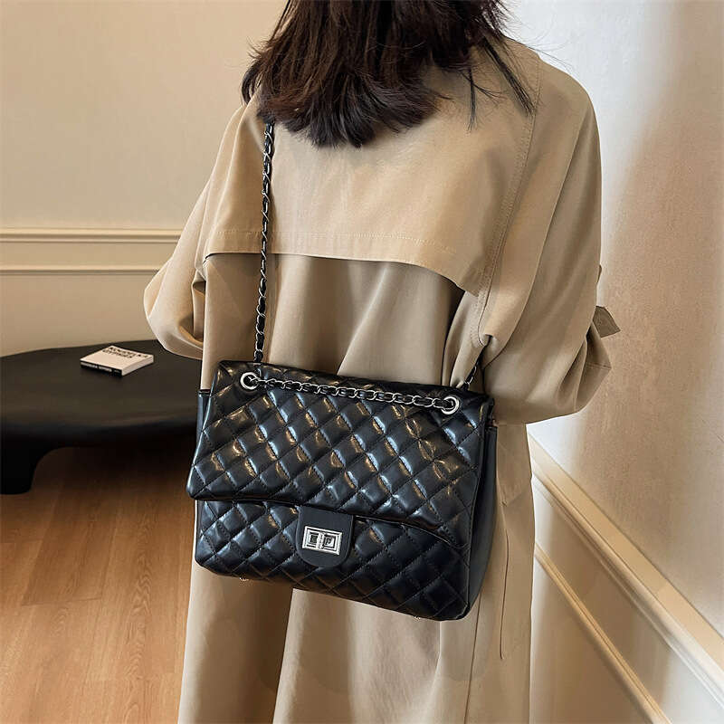 Large Capacity Small Chanel Style Single Shoulder For New Women, Autumn Winter 2025 New Fashion Versatile Chain Crossbody Bag