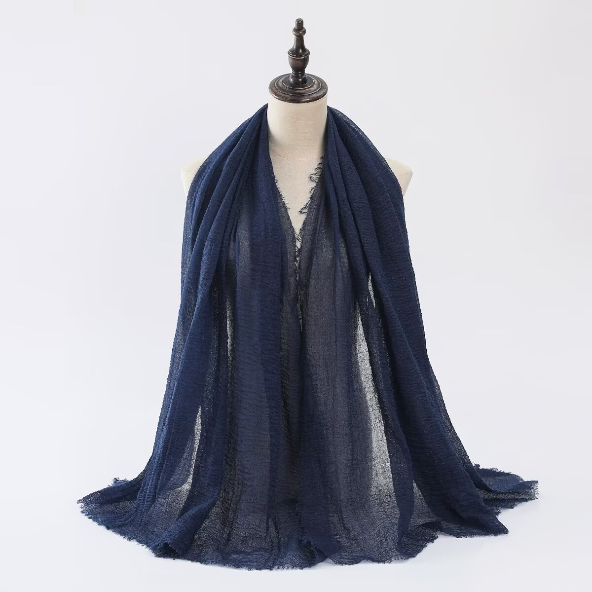 K1230 Wholesale long cotton and linen blended shawl scarf women solid color Middle Eastern headscarf multiple colors optional