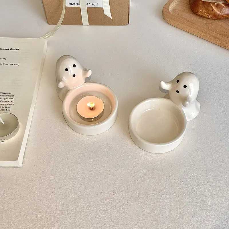 Creative and Quirky Ghost Candle Holder Aromatherapy Candle Base Atmospheric Decoration Cute Ceramic Design Candle Holder W250704
