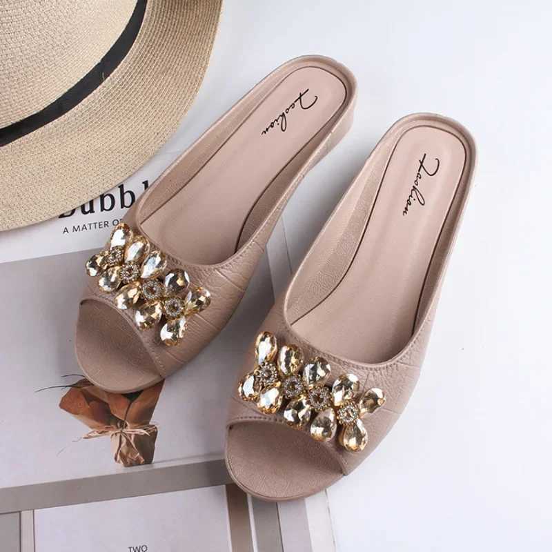 Sandals and Slippers Womens Summer Outer Wear Thick-soled Slippers Womens Rhinestone Hand-beaded Fashion Ladies Slippers W250704