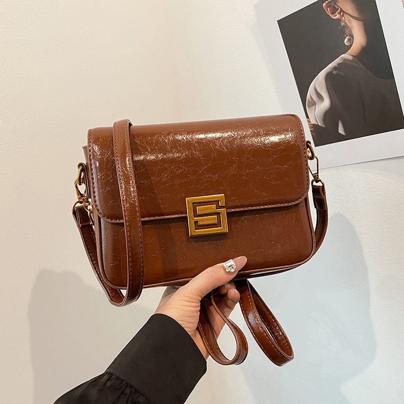 Designer Bag Luxury Bag Free Shipping Designer Retro Underarm New Shoulder Bag Fashionable Small Square Niche Chain Versatile Single Shoulder Crossbod