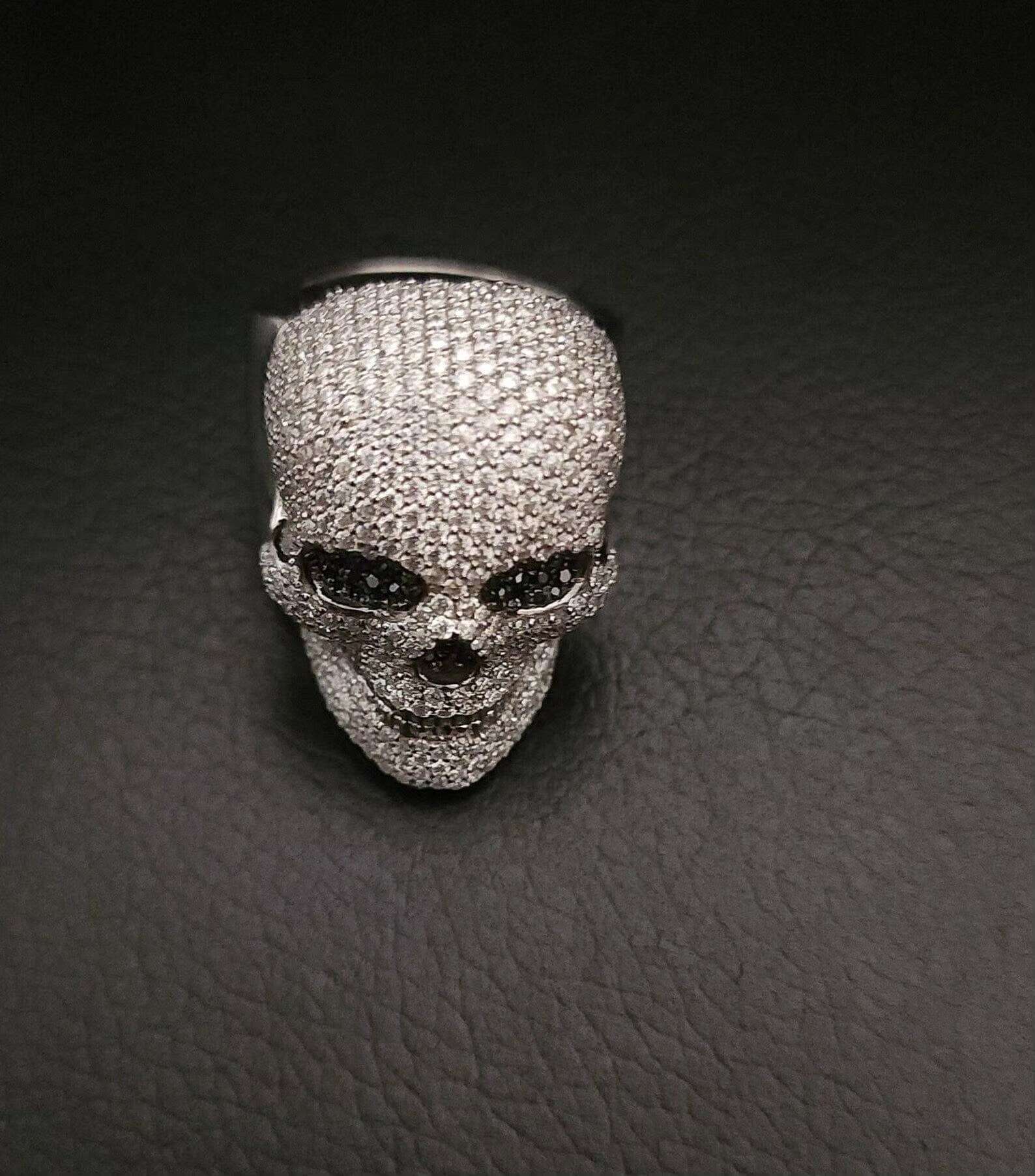 Hip-Hop Style Fine Sterling Silver Skull Ring Best Prices Unisex Round Moissanite Diamond Rings Micro Pave