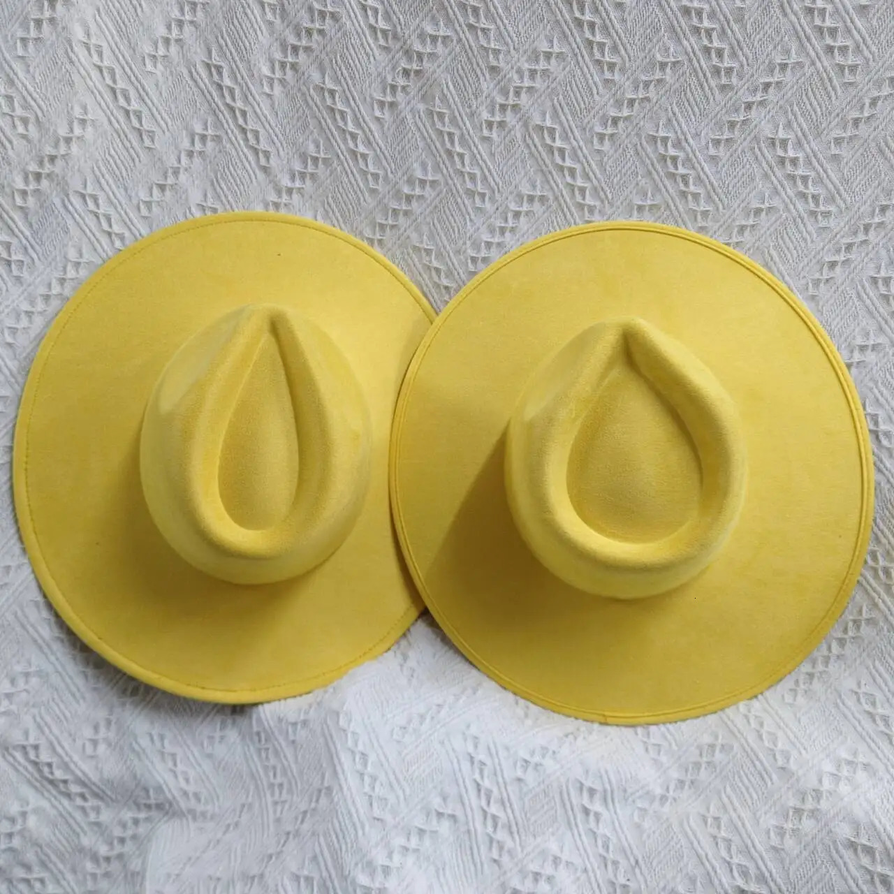 European US 9.5cm Big Brim Suede Top Hat for Women Men Fashion Peach Heart Top Jazz Fedora Hats for Party Wedding Felt Cap 250701