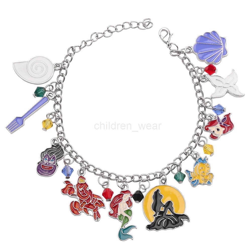 Disney Marvel Movie Peripheral Jewelry Winnie the Pooh Bear The Little Mermaid Moana Stitch Charm Bracelets for Women Girl Gift W20250704