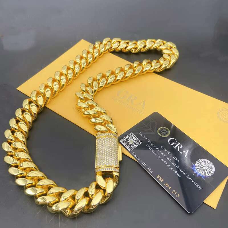 Blues Iced Out Diamond Clasp 8mm 10mm 12mm 14mm Thick Miami Cuban Moissanite Stainless Steel Gold Cuban Chain Necklace