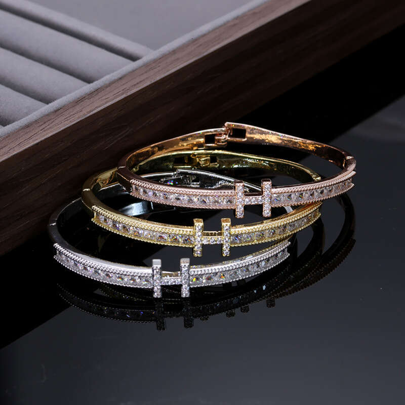 2025 INS new hot selling luxury jewelry designer bracelet with letter H plated 18 gold and diamond studded buckle high-end exquisite and versatile OL 