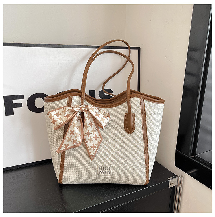 Designer Luxury Bag, Fashionable Multi-functional High-end Retro Commuting Large Capacity Bag, 2025 New Style Women's Bag, Popular Shoulder Bag, 