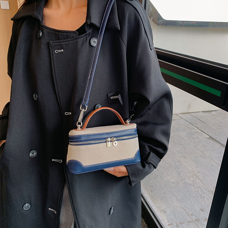 Designer European And American Retro Fashion Handbag Women's Small Square Bag 2025 New Canvas Color Blocked Crossbody Bag Women's Free Shipp
