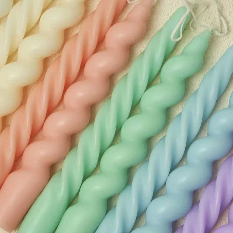 2pcs Spiral Candles Scented Candle Decorative Candles Taper Candles Home Decor Wedding Decoration Centerpieces Candlestick Gift W250704