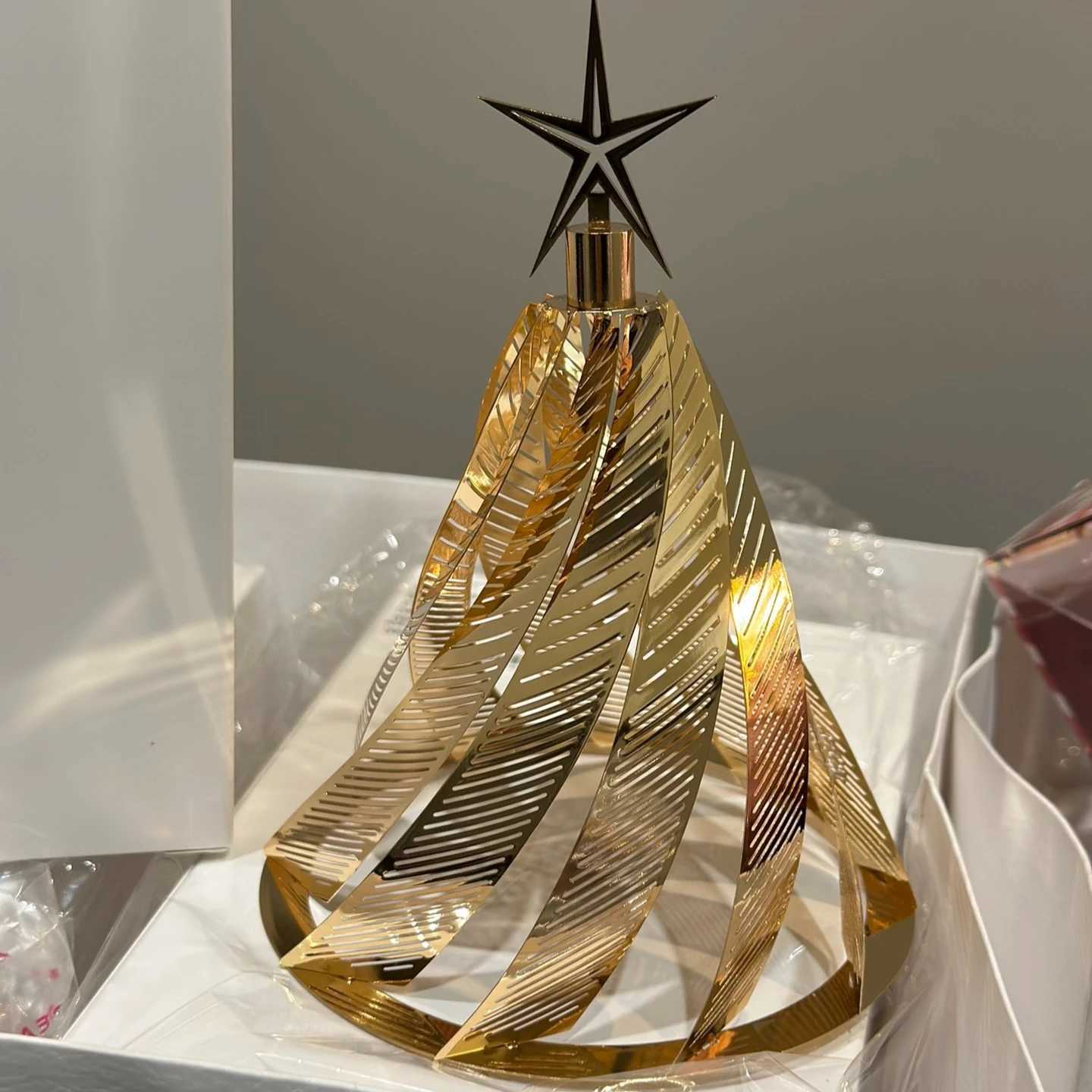 2025 Christmas Tree Candlestick Golden Luxury Carousel Scented Candle Running Horse Lantern Home Decoration Valentines Day Gift W250704