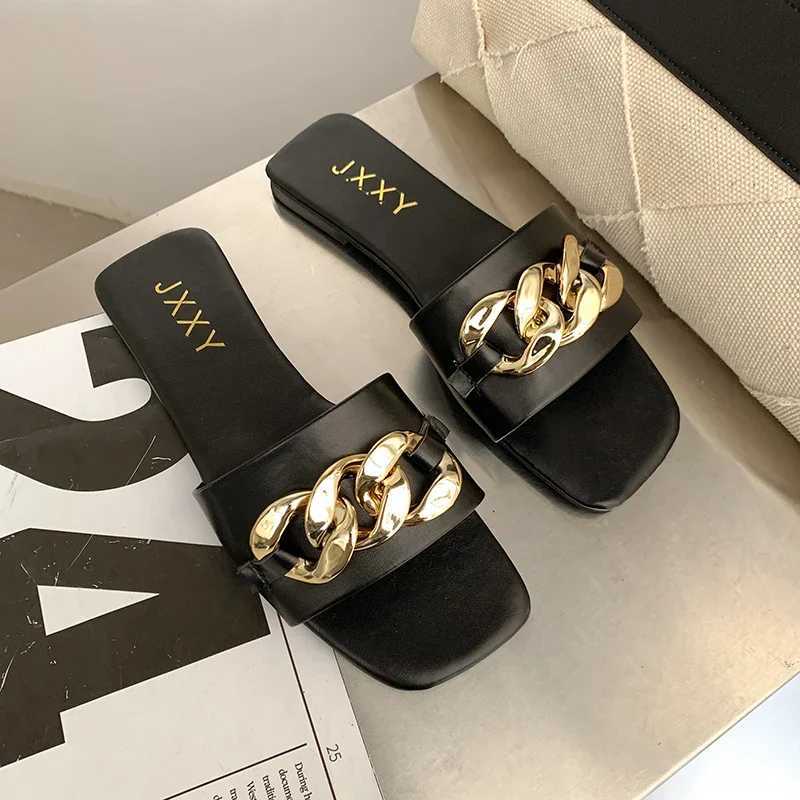 2024 New Fashion Womens Slippers Square Toe Chain Slippers Flat Slide Sandals Beach Flip Flops Metal Decoration Casual Shoes W250704