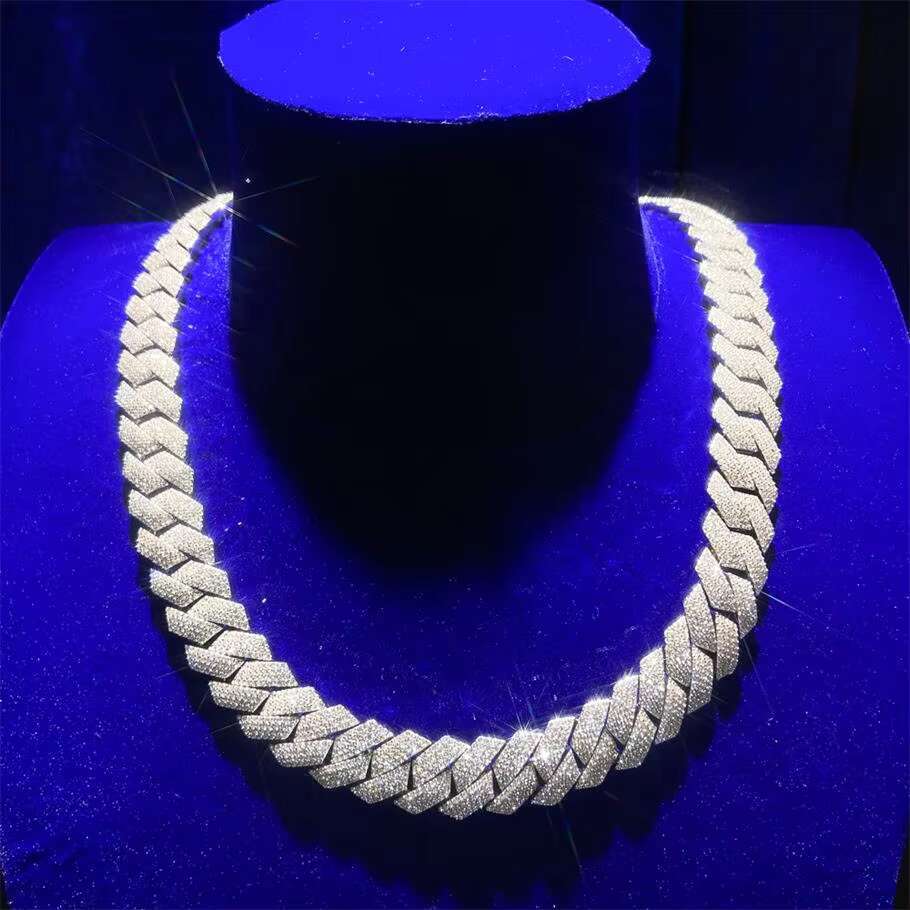 Hip Hop Boys Men VVS Moissanite Diamond Jewelry 14K 18K Gold Plated Rhodium 26mm 925 Sterling Silver Cuban Link Chain Necklaces