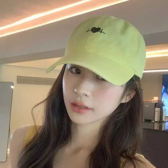 Summer Embroidery Duck Tongue Cap Sun Shading Baseball Cap Wen Men Casual Hundred Sunscreen Hat Lovely Soft X250704