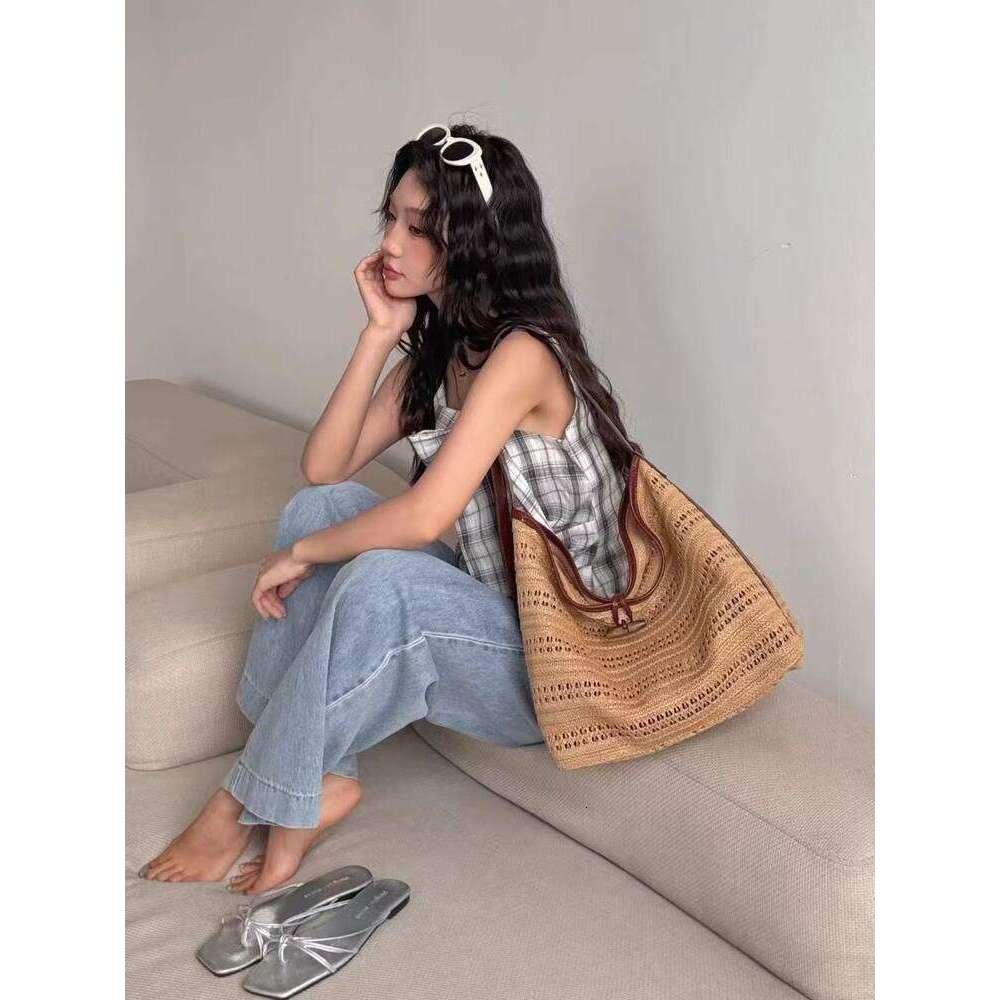 Straw Beach Bag Beach Bags Trendy Straw High End Hollow Woven Raffia Tote For Women Large Capacity Shoulder Crossbody Bag Beach Tote Bag